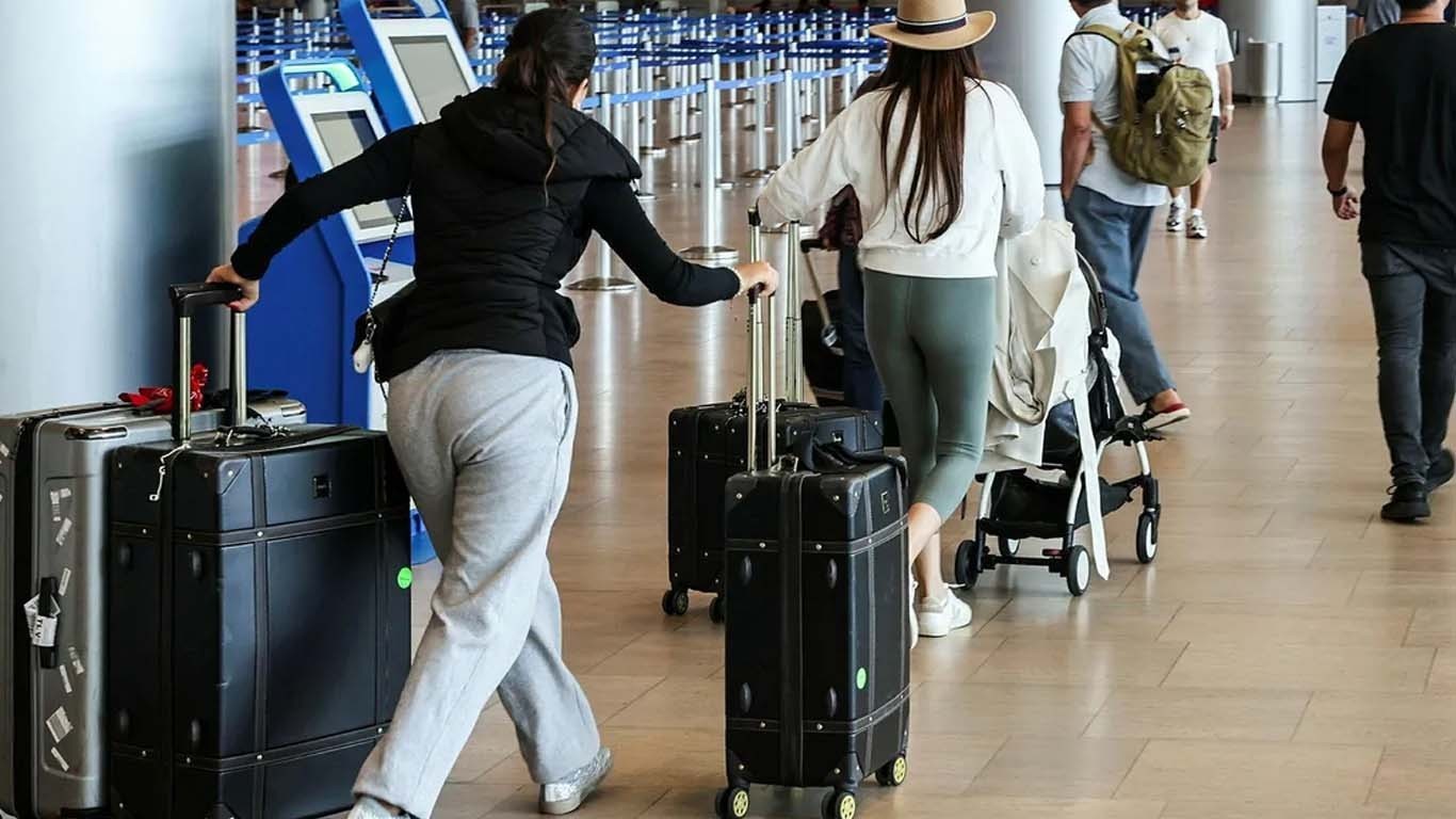 ایرانی حملے کا خوف، ہزاروں اسرائیلی گھر چھوڑ گئے