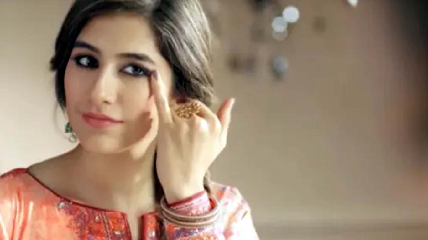 اصل محبت وقت کے ساتھ پروان چڑھتی ہے، سائرہ یوسف