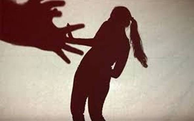 ڈرامہ انڈسٹری اداکاراؤں کیلیے غیر محفوظ، پاکستانی اداکارہ کے تہلکہ خیز انکشافات