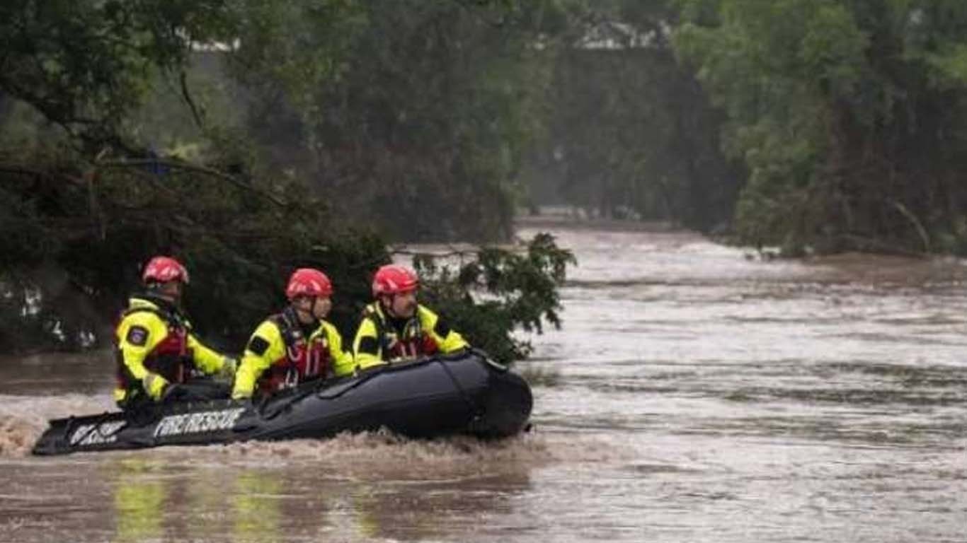 ٹیکساس کے سیلاب میں 111 افراد ہلاک، 161 لاپتا