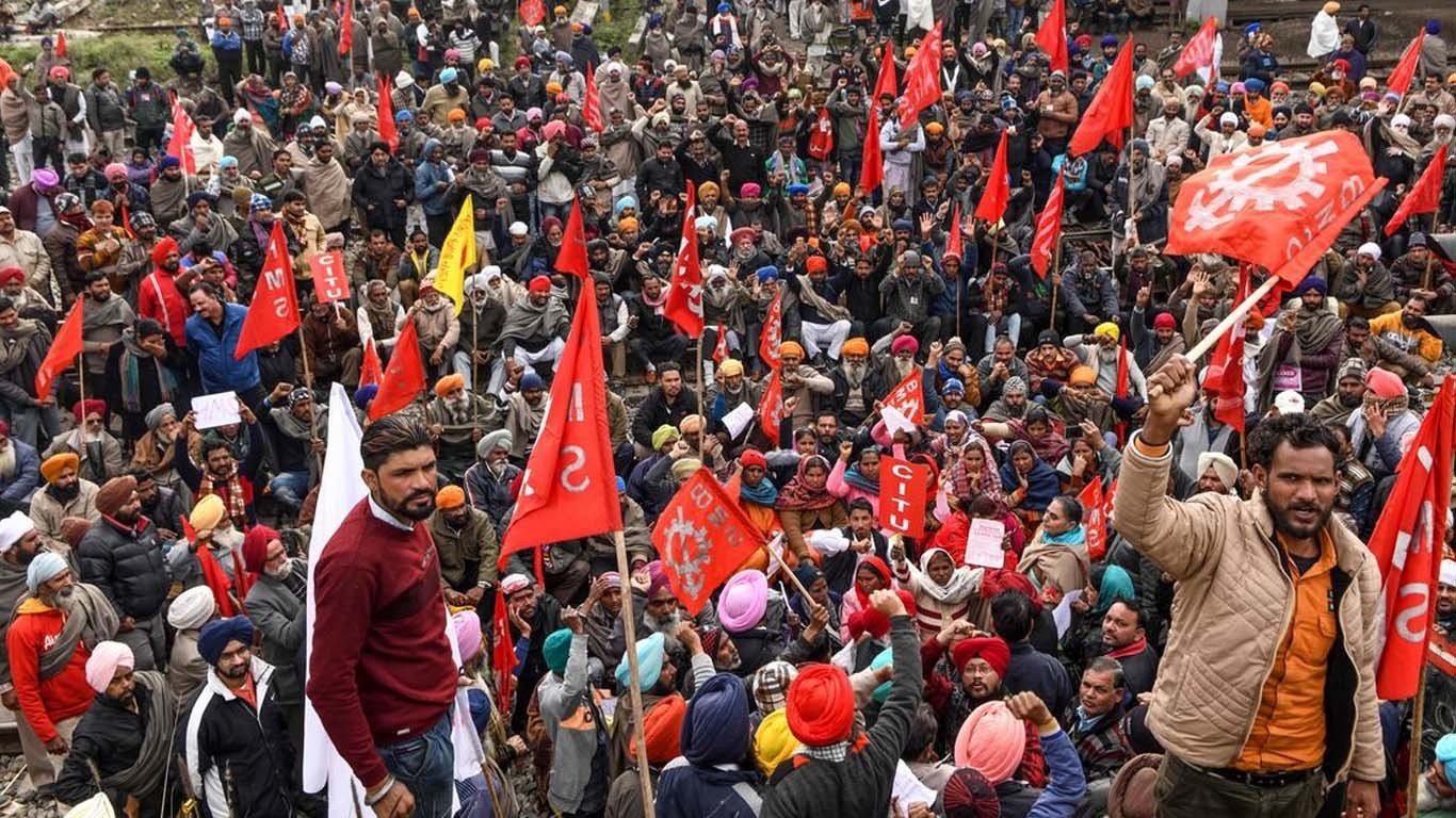 بھارت، مودی حکومت کیخلاف مزدور تنظیموں کی ملک گیر ہڑتال