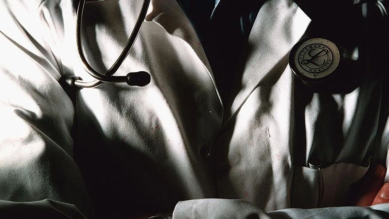 15 مریضوں کو زندہ جلانے والا ڈاکٹر