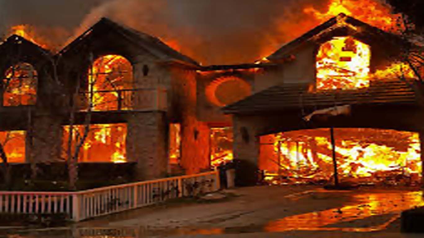 امریکا کے اولڈ ہاؤس میں خوفناک آتشزدگی، 9 افراد ہلاک