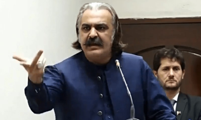 سینیٹ ٹکٹ کی تقسیم پر مذاکرات ناکام، پی ٹی آئی کارکنان کی وزیراعلی ہاؤس کے گھیراؤ کی دھمکی