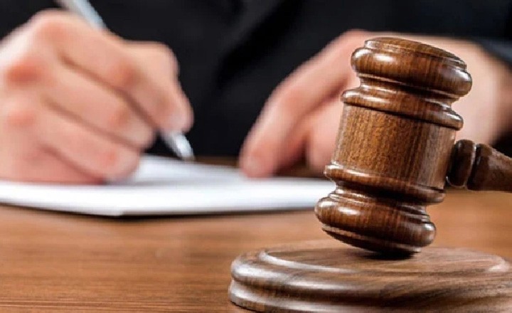 کراچی، کمسن لڑکی سے شادی کرنے والا ملزم ضمانت خارج ہونے پر عدالت سے فرار