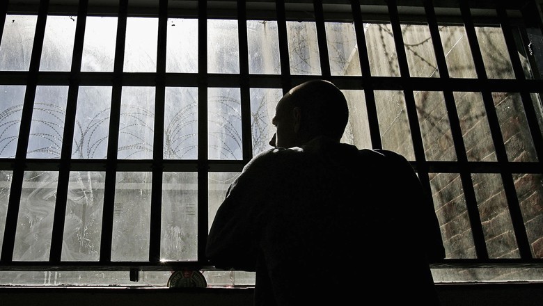 راولپنڈی میں جرگے کے نام پر 19 سالہ لڑکی قتل، 'وہ رخصتی دینے کا کہہ کر سدرہ کو لے گئے تھے'