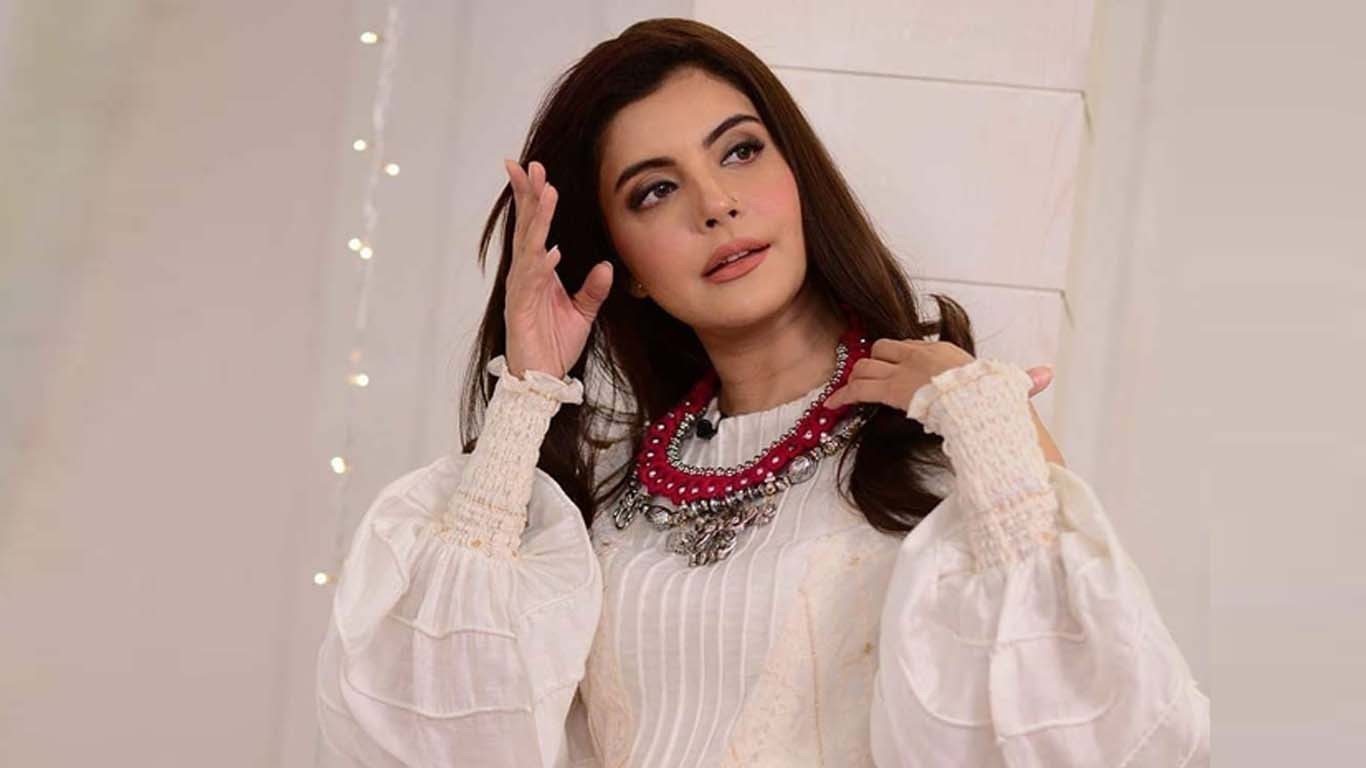 بیویاں نفسیات سے کھیل کر شوہروں کو قابو کرتی ہیں، ندا یاسر