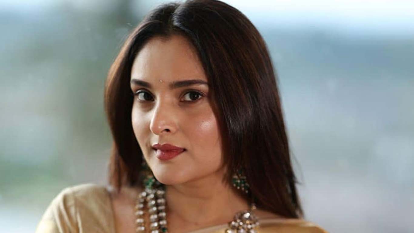 بھارتی اداکارہ کو سوشل میڈیا پر ریپ کی دھمکیاں دینے پر 2 افراد گرفتار