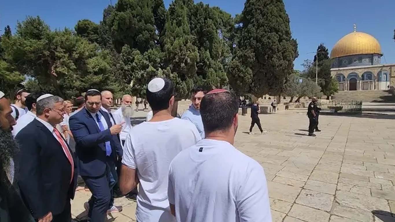اسرائیلی وزیر بن گویر کا مسجد اقصیٰ پردھاوا