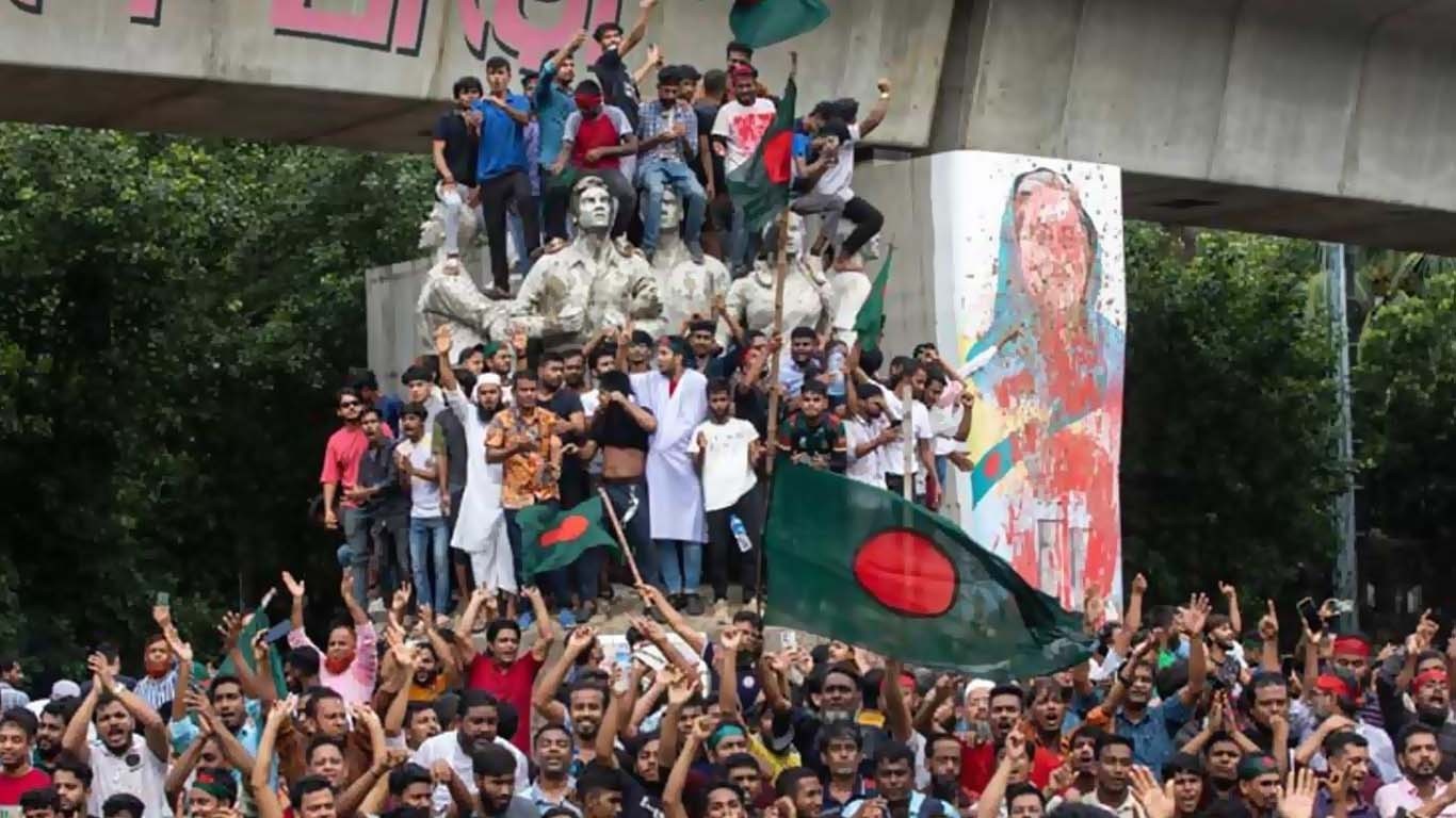 حسینہ واجد کی حکومت کے خاتمے کا ایک سال مکمل ہونے پر قومی جشن