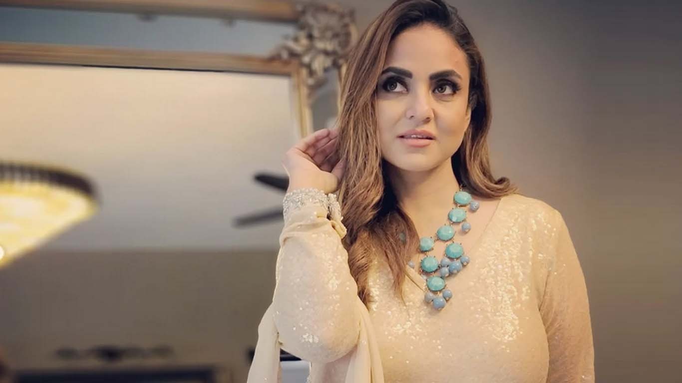 صائمہ نور اور سجل علی کا مذاق اڑانے پر نادیہ خان تنقید کی زد میں آگئیں