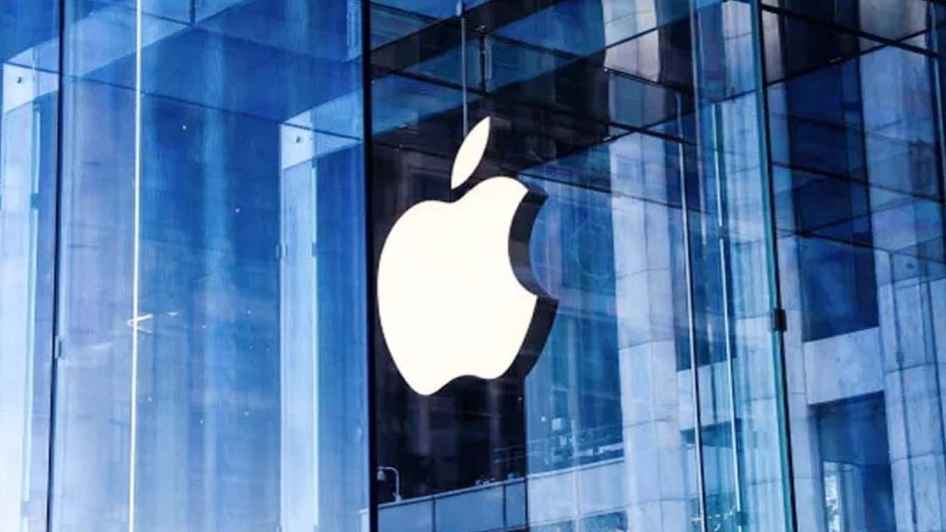 ایپل کا امریکا میں مزید 100 ارب ڈالر کی سرمایہ کاری کا اعلان