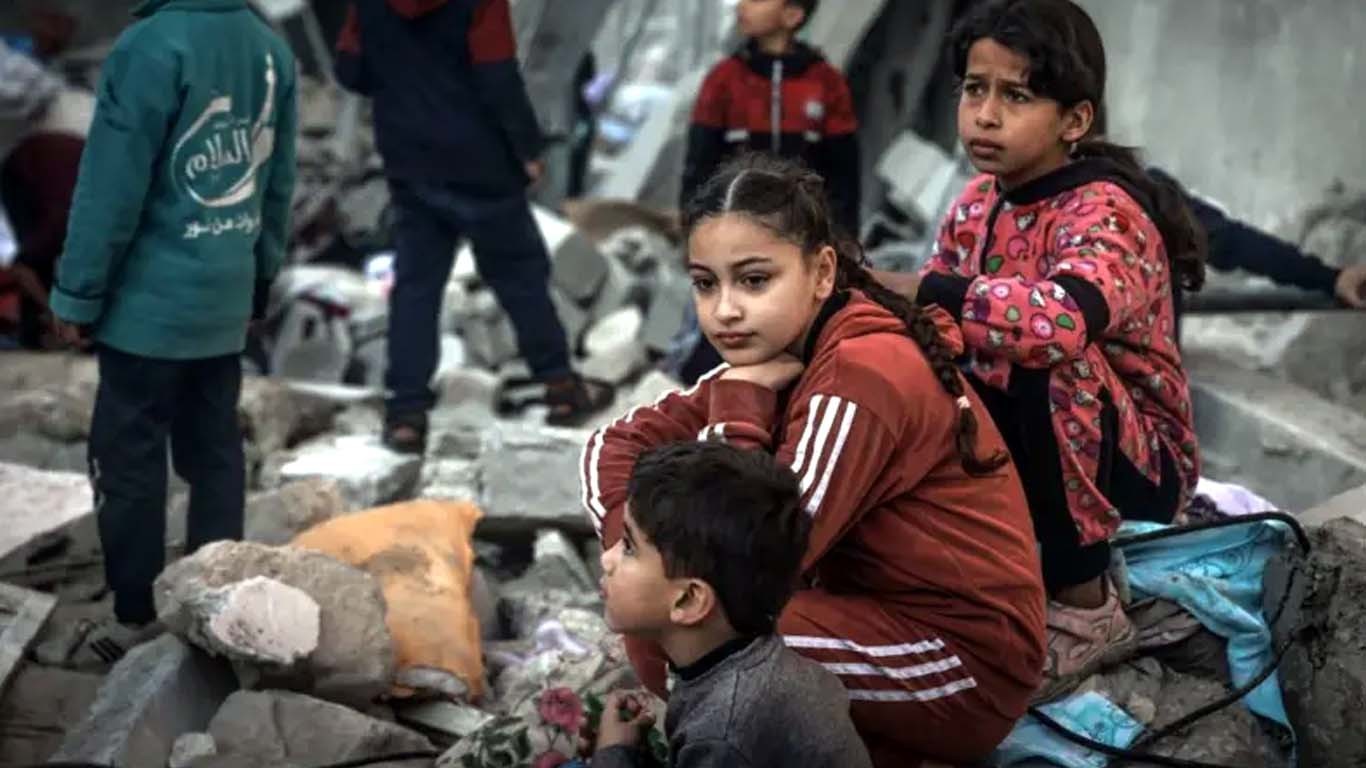 اسرائیلی فوج نے غزہ کے شمالی رہائشیوں کو انخلا کا حکم دے دیا