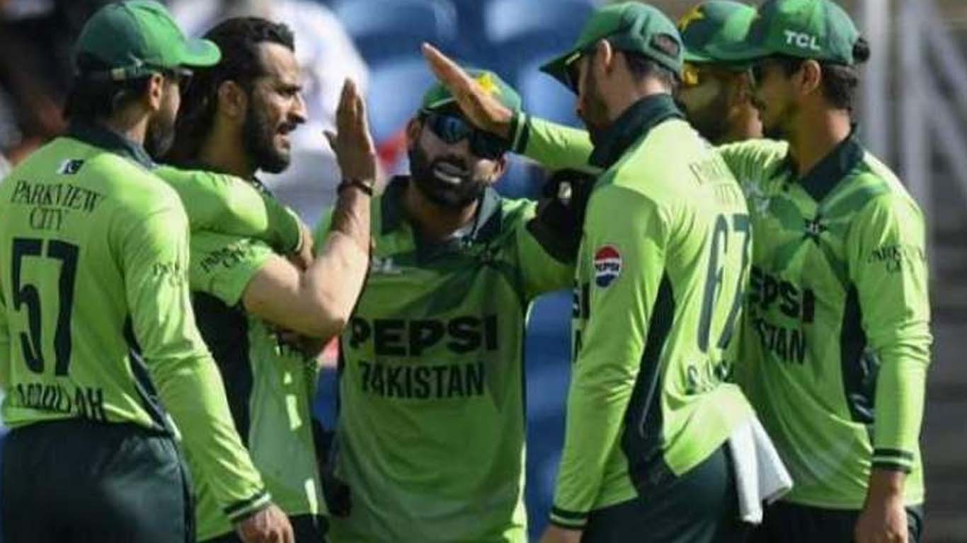 پاکستانی کرکٹرز نام کے سپر اسٹار اور کام کے زیرو ہیں، باسط علی