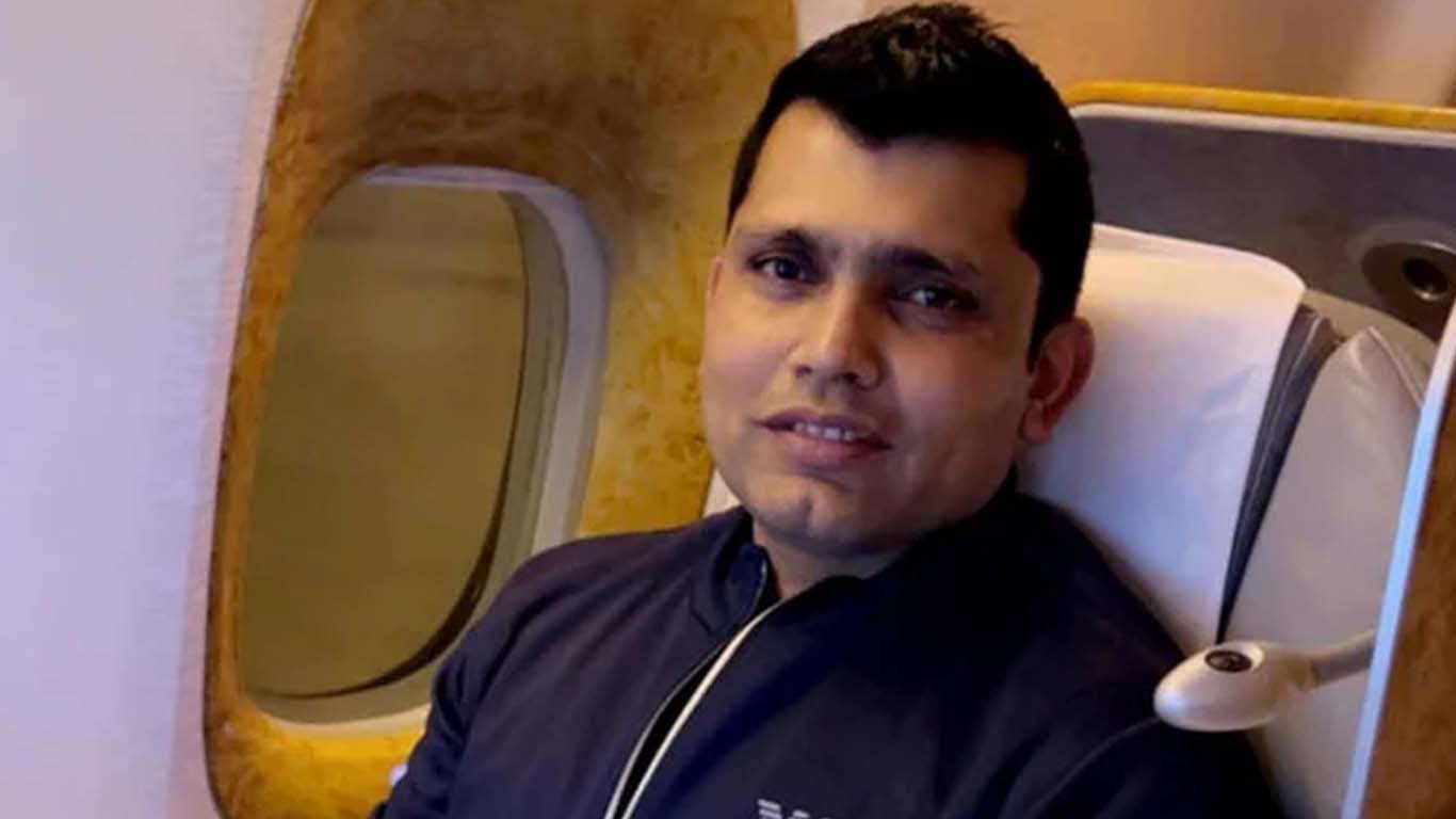 کامران اکمل کا کپتان اور ہیڈ کوچ کو فارغ کرنے کا مطالبہ