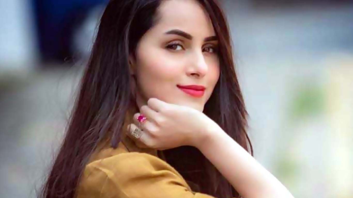 10 سال پہلے کیا ہوا تھا ؟ نمرہ خان کا بڑا انکشاف