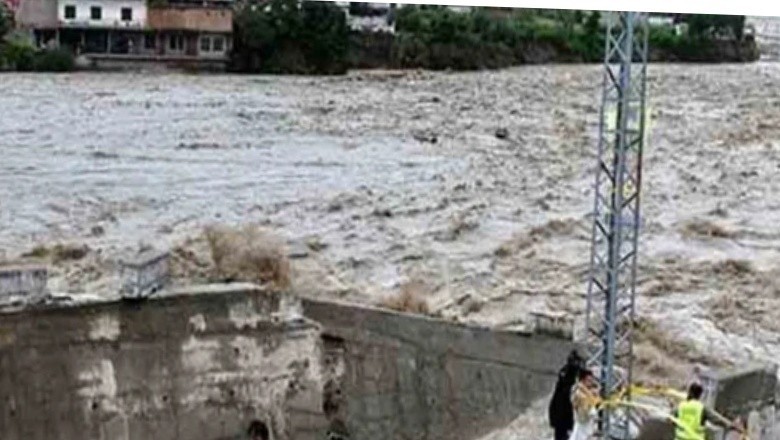 سعودی پلٹ شہری کا پورا خاندان ملبے تلے دب گیا