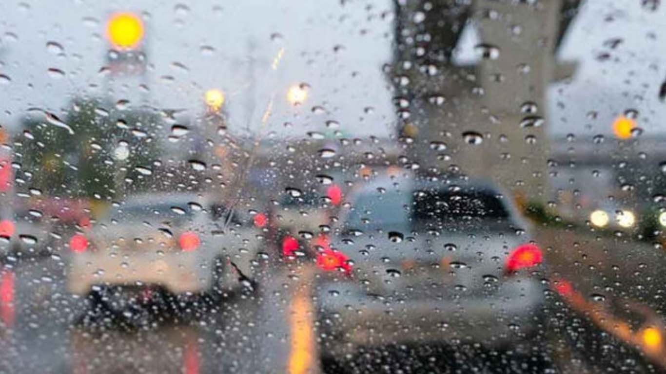 کراچی: بارش برسانے والا سسٹم کمزور پڑ گیا، اگلا اسپیل کب آئے گا ؟