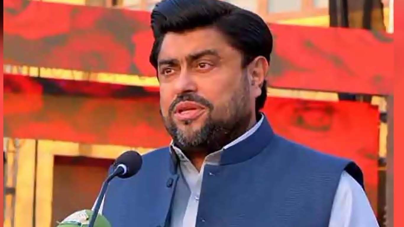 گورنر سندھ کا اپنی 5 ماہ کی تنخواہ سیلاب متاثرین کو عطیہ کرنے کا اعلان