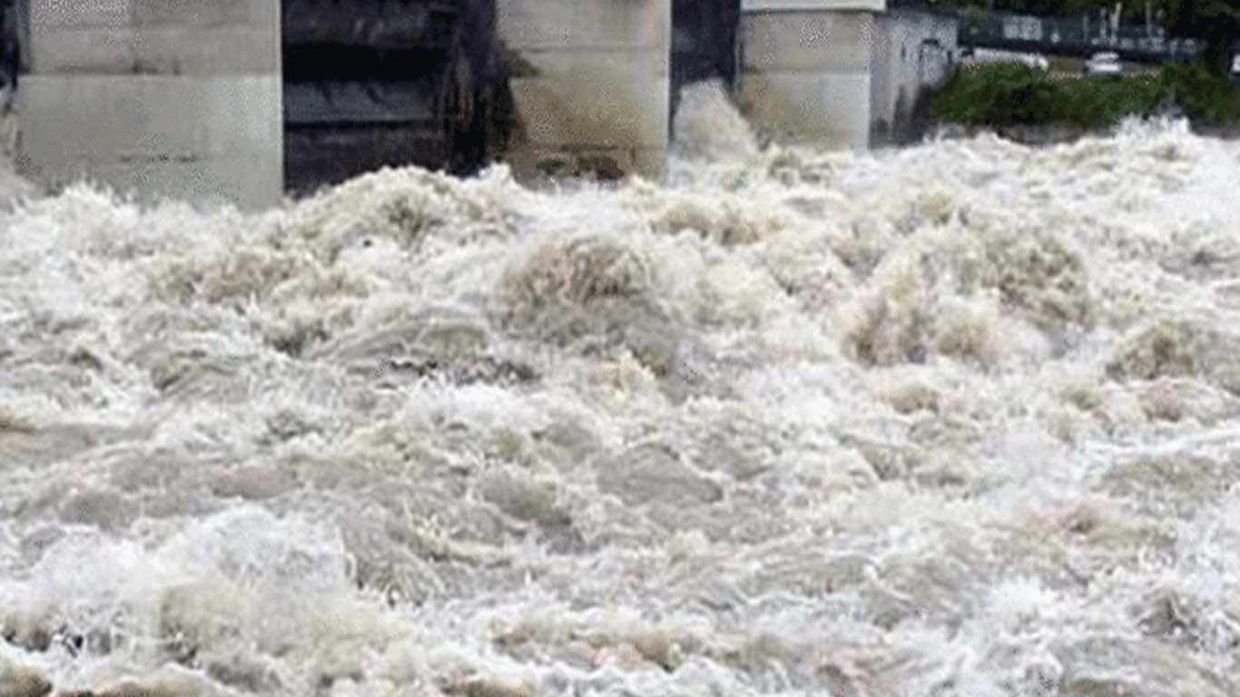 دریائے سندھ میں انتہائی اونچے درجے کا سیلاب آنے کا امکان