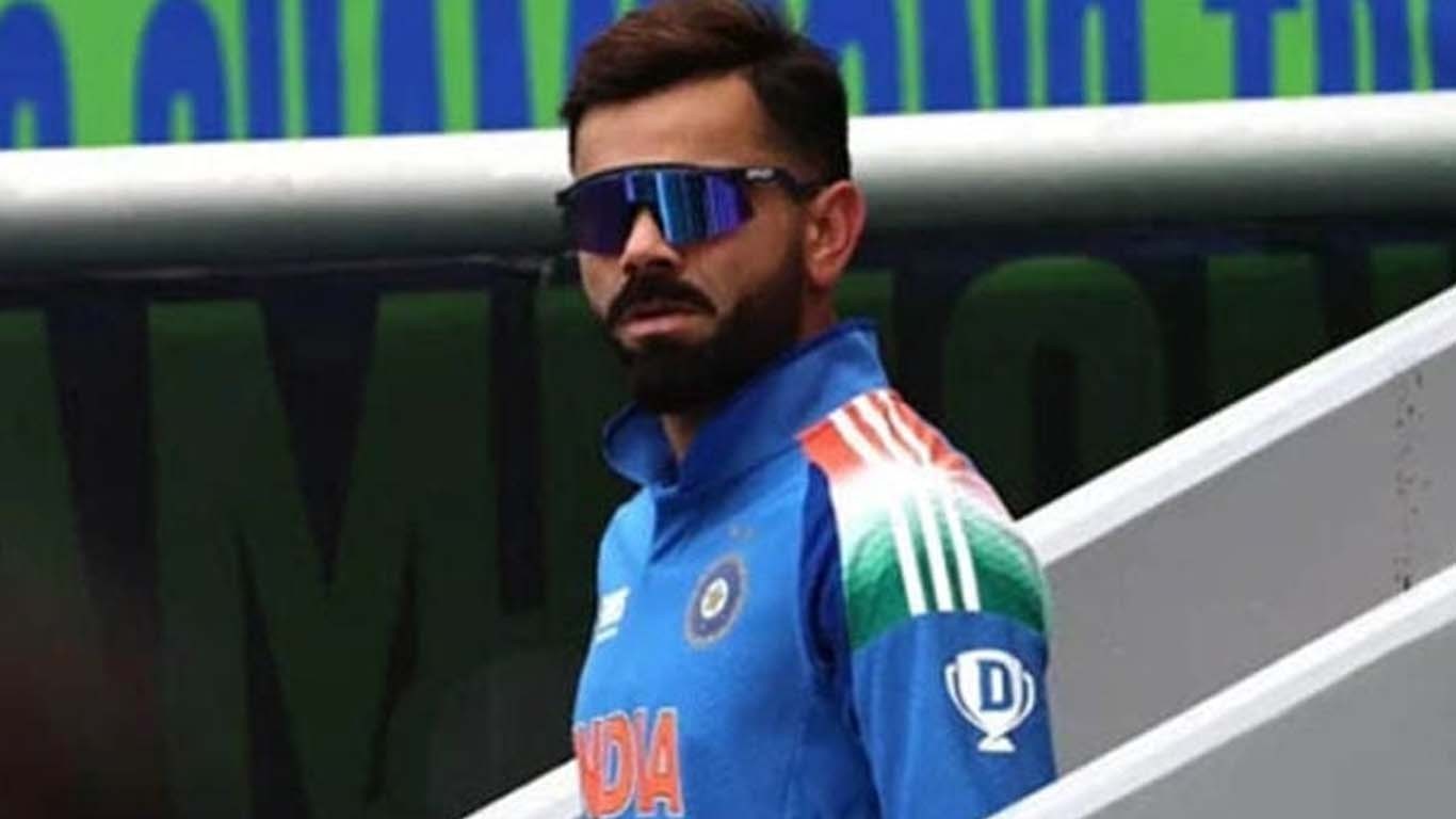 کوہلی کا ون ڈے کیریئر ختم، عرفان پٹھان کا دعویٰ