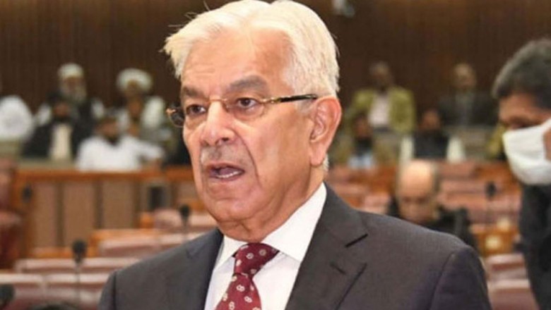 سیلاب سے تباہی کی وجہ نالوں اور آبی گزرگاہوں پر انکروچمنٹ ہے، وزیر دفاع