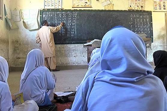 کراچی، ہر 4 میں سے ایک بچے کی ذہنی صحت متاثر ہونے کا انکشاف