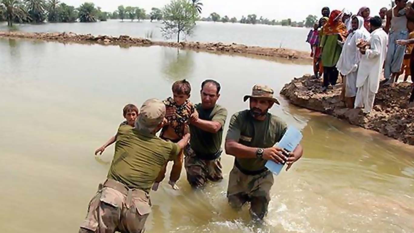 ملتان میں سیلابی صورتحال سنگین، پاک فوج کی مدد طلب