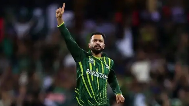 محمد نواز کی تباہ کن بولنگ، افغانستان کے خلاف ہیٹ ٹرک بناڈالی