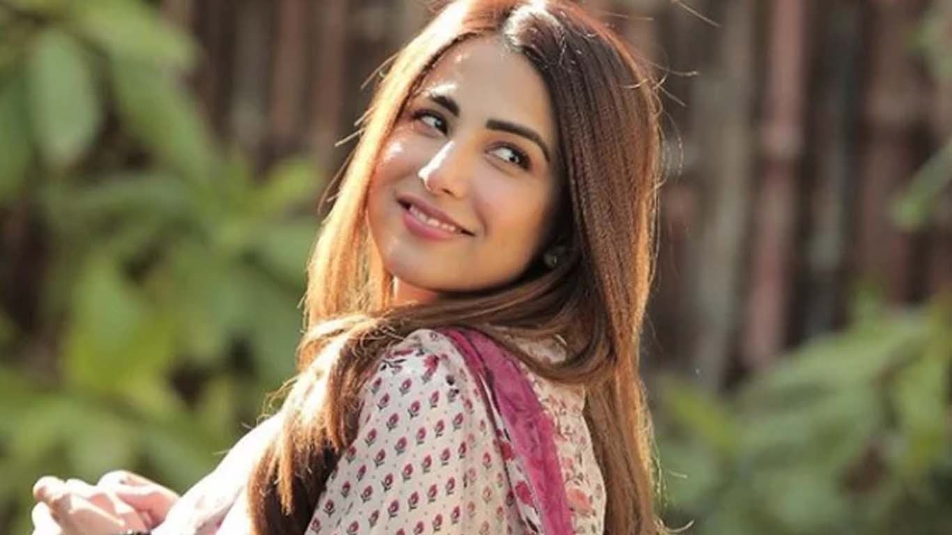 اشنا شاہ کا کس بات پر مذاق بنتا رہا ؟ اداکارہ کا اہم انکشاف