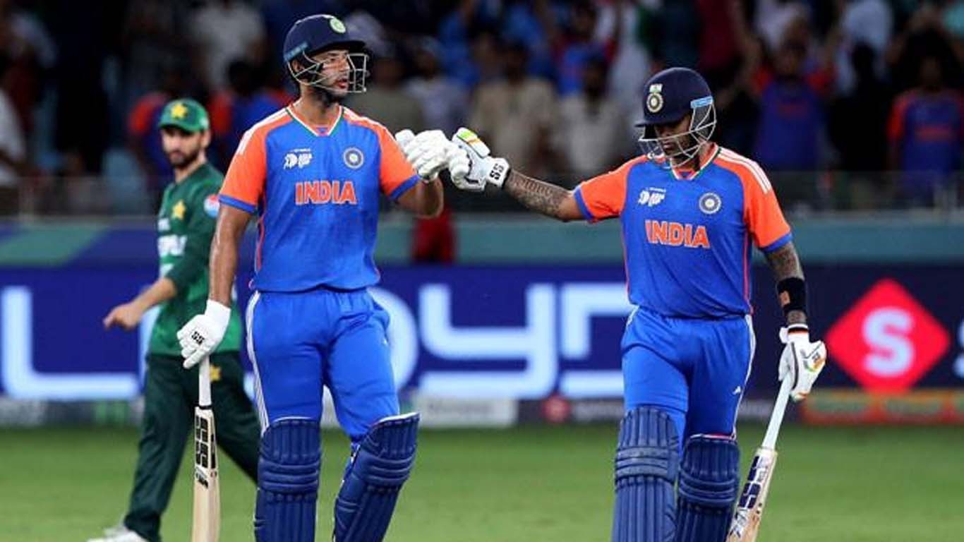 ایشیا کپ: بھارتی ٹیم نے پاکستانی کھلاڑیوں سے ہاتھ کیوں نہیں ملایا؟ وجہ سامنے آگئی