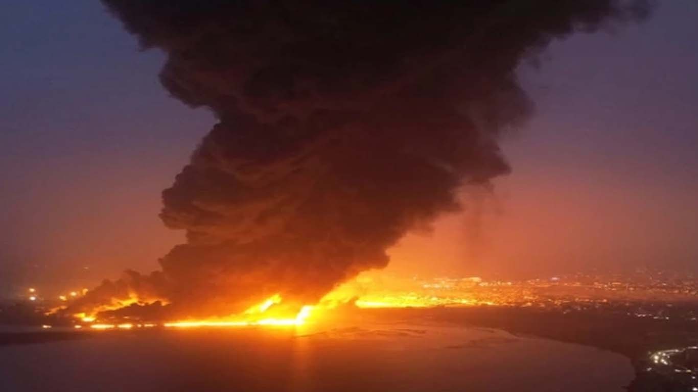 صیہونی جنگی جنون ختم نہ ہو سکا، یمن کے ساحلی شہر پر ایک بار پھر بمباری