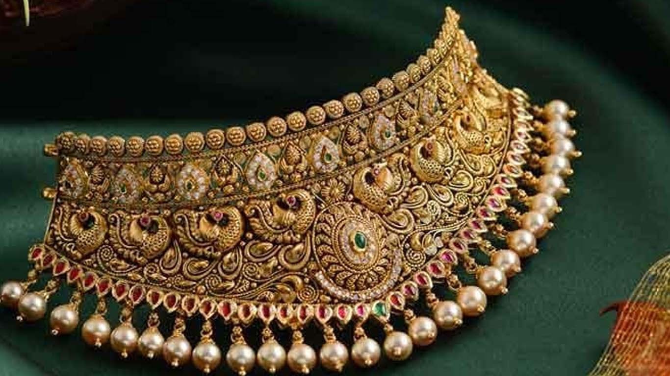 فی تولہ سونا تاریخ کی نئی بلند ترین سطح پر پہنچ گیا، خریدار پریشان