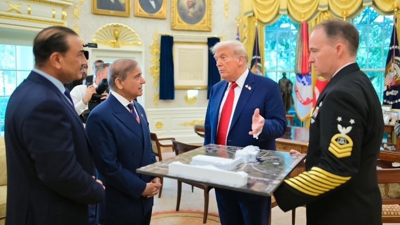 امریکی صدر کی وزیراعظم اور فیلڈ مارشل سے ملاقات، کیا کچھ نیا تھا؟