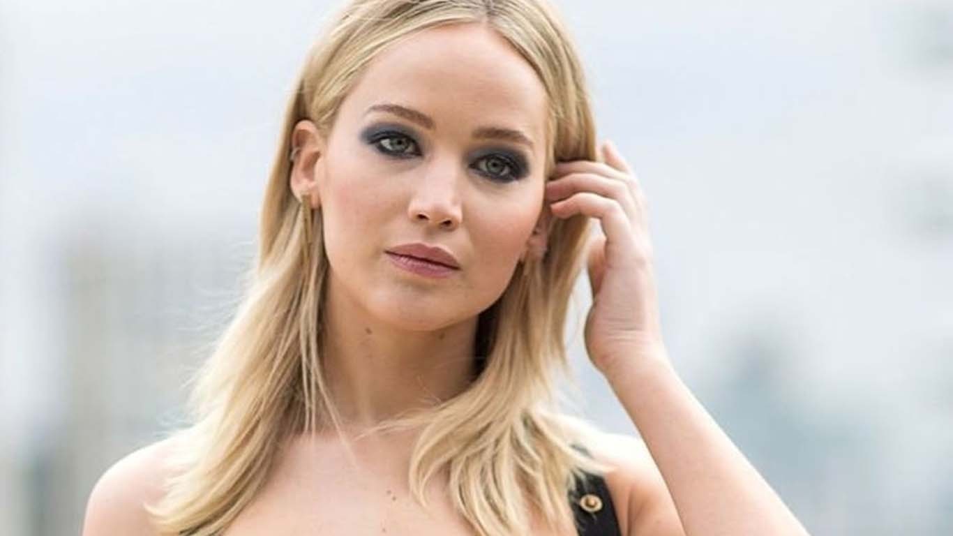 غزہ میں جو ہورہا ہے وہ نسل کشی سے کم نہیں، جینیفر لارنس