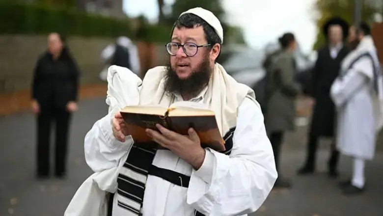 برطانیہ میں یہودی عبادت گاہ پر حملے میں دو ہلاک