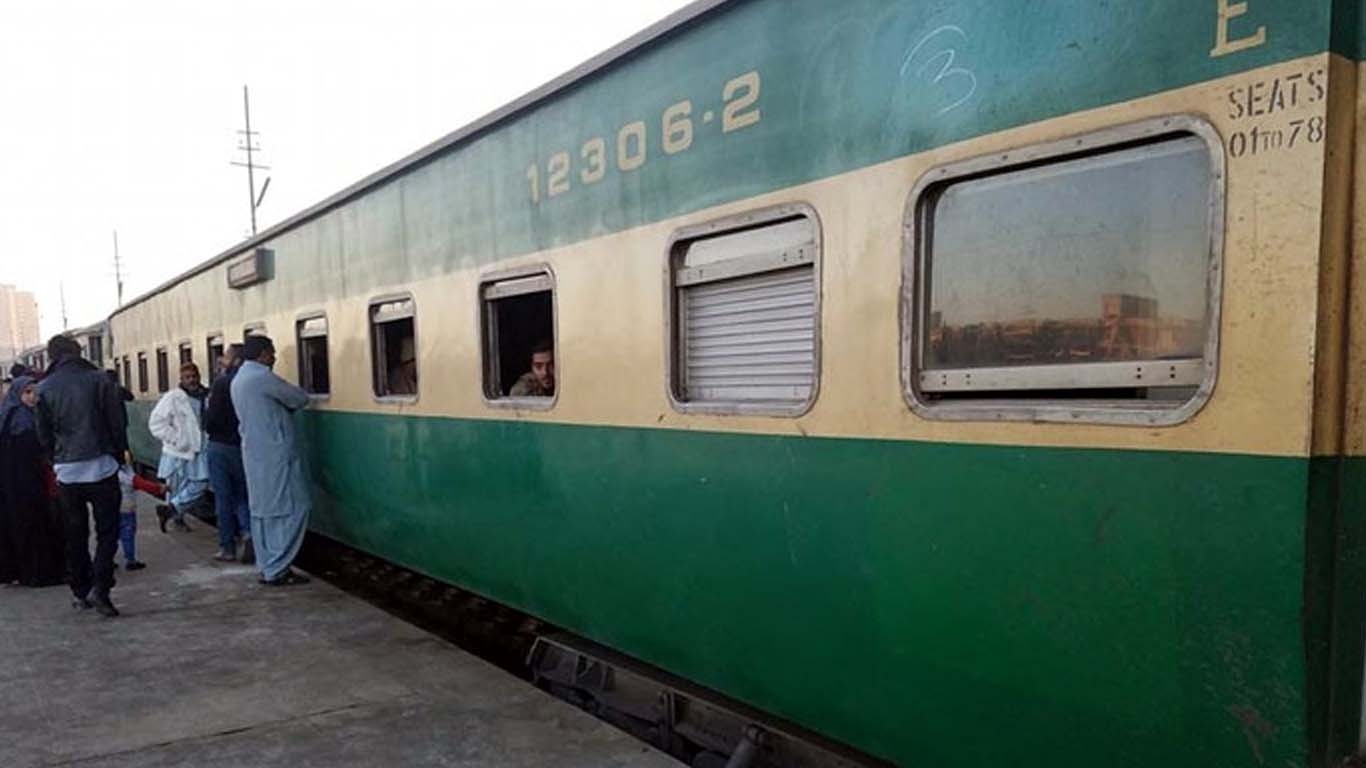 پاکستان ریلوے نے کرایوں میں اضافہ کردیا