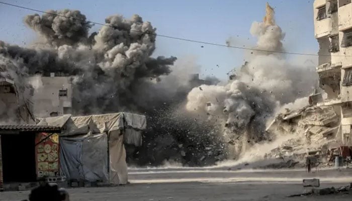 غزہ پر جنگ مسلط کیے 2 سال مکمل، 67 ہزار فلسطینی شہید، 80 فیصد علاقہ مکمل تباہ