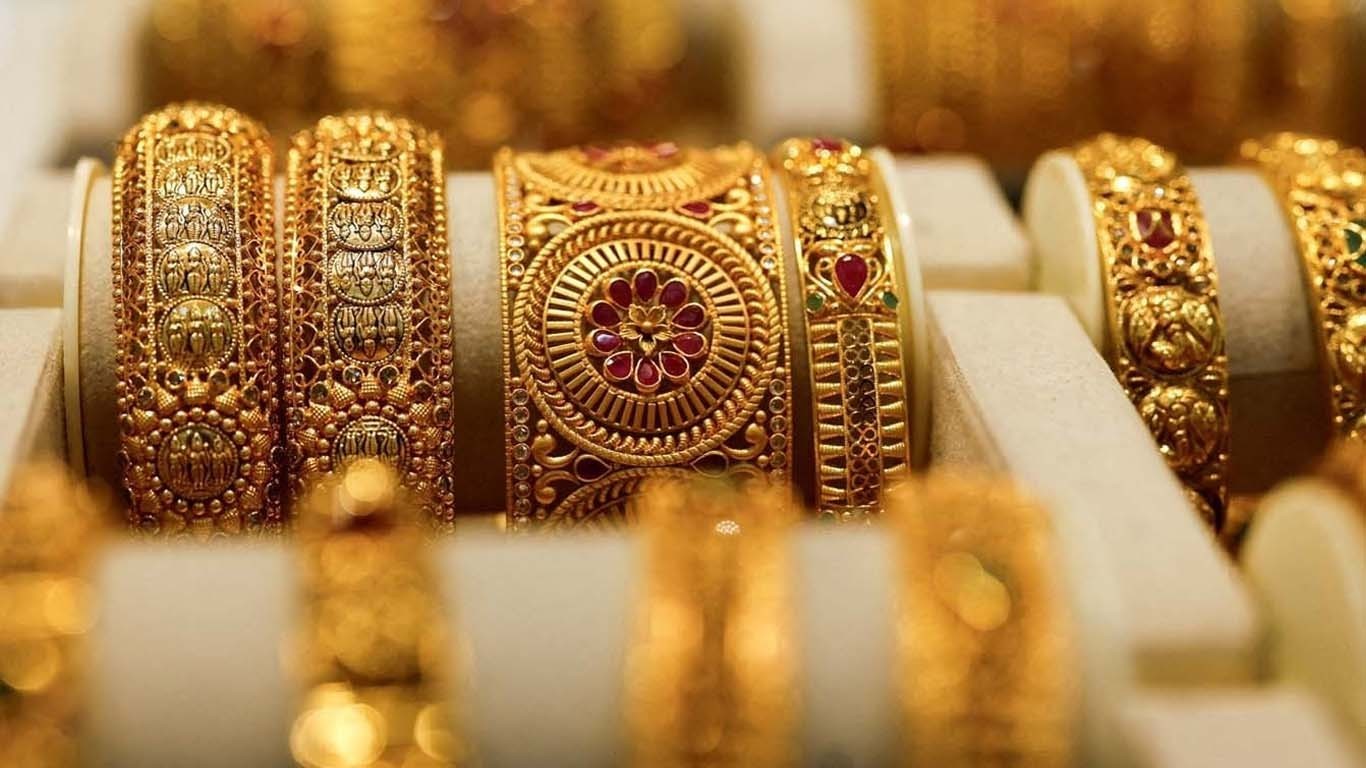 سونے کا بھاؤ آج کیا رہا ؟ خریداروں نے سر پکڑ لیے