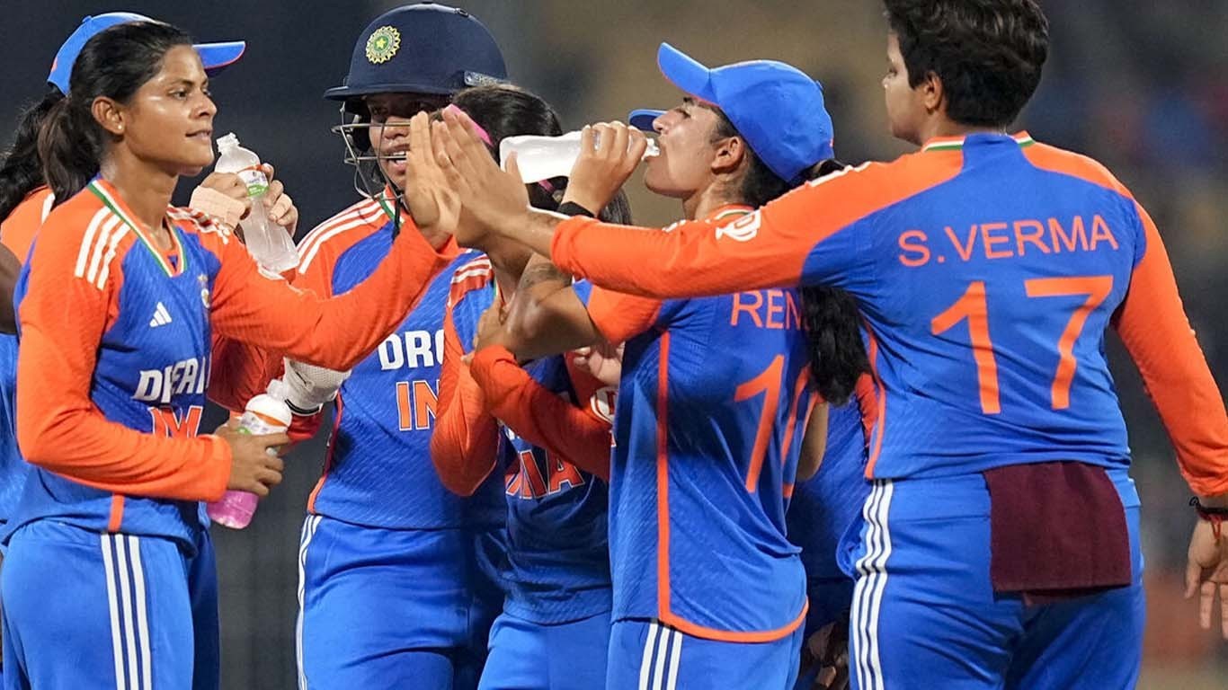 ویمنز ورلڈ کپ، آسٹریلیا کیخلاف میچ میں سلو اوور ریٹ پر بھارتی ٹیم پر جرمانہ