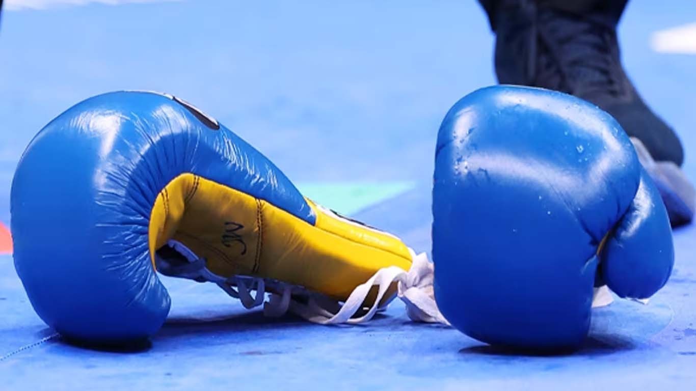 سابق باکسنگ عالمی چیمپئن کی گھر سے لاش برآمد