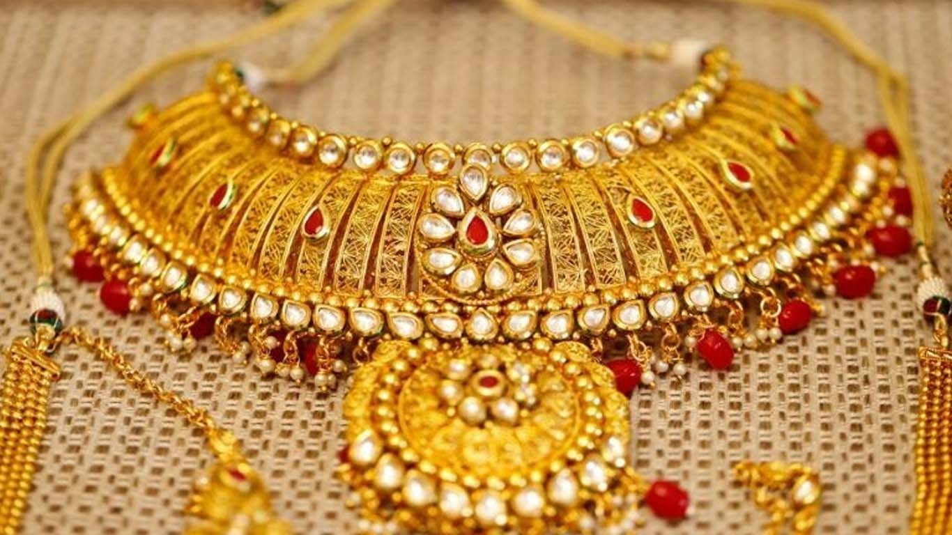 سونے کے بھاؤ میں بڑی کمی، آج کتنا سستا ہوا؟
