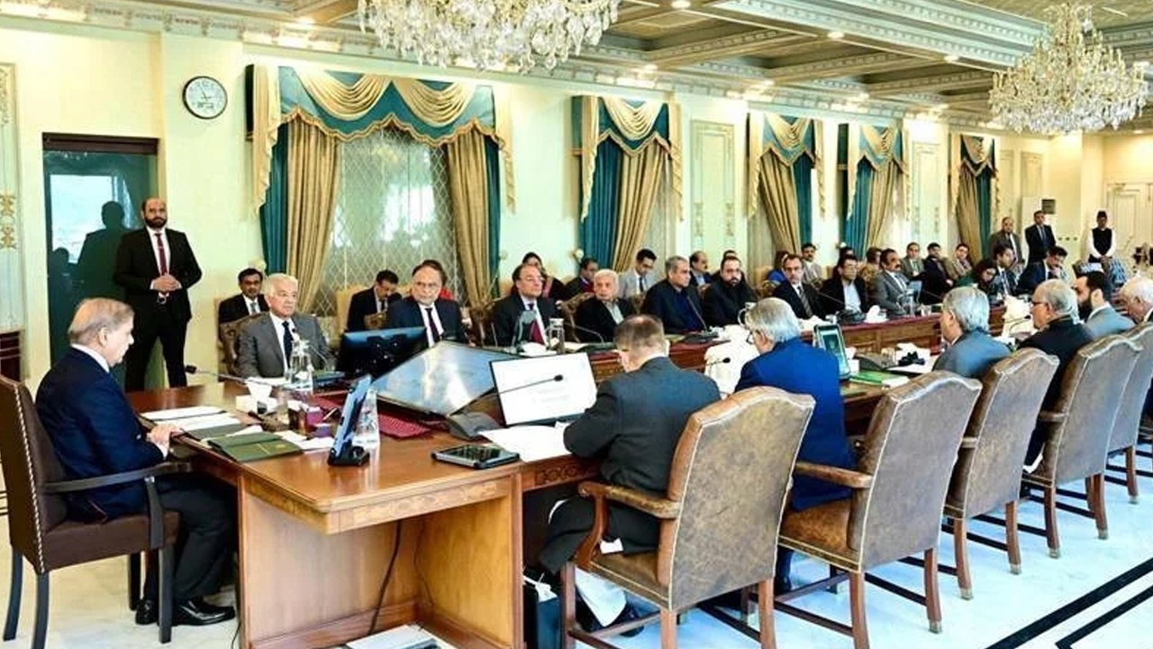 وفاقی کابینہ نے 27ویں آئینی ترمیم کی منظوری دے دی