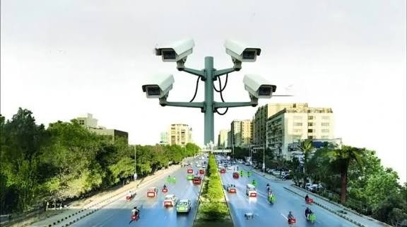 کراچی میں 27 سال قبل ہونے والی گاڑی کا ای چالان موصول