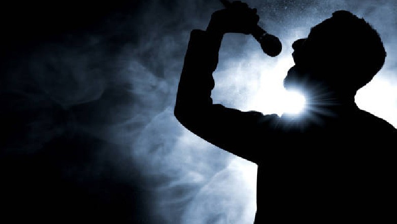 معروف نوجوان بھارتی گلوکارہ جسمانی اعضا ناکارہ ہونے پر چل بسے