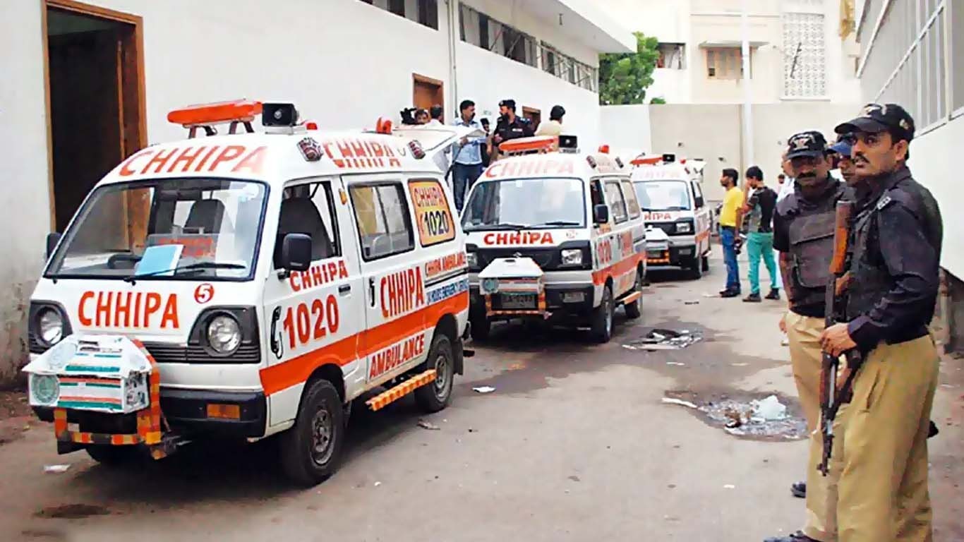 کراچی، اسکول وین کو حادثہ، متعدد طلبہ و اساتذہ زخمی