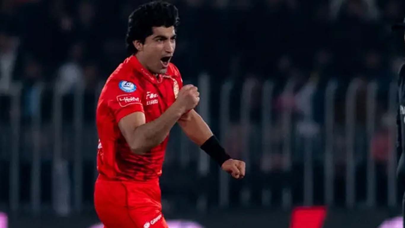 آئی سی سی نے نسیم شاہ پر جرمانہ عائد کر دیا، وجہ کیا بنی؟