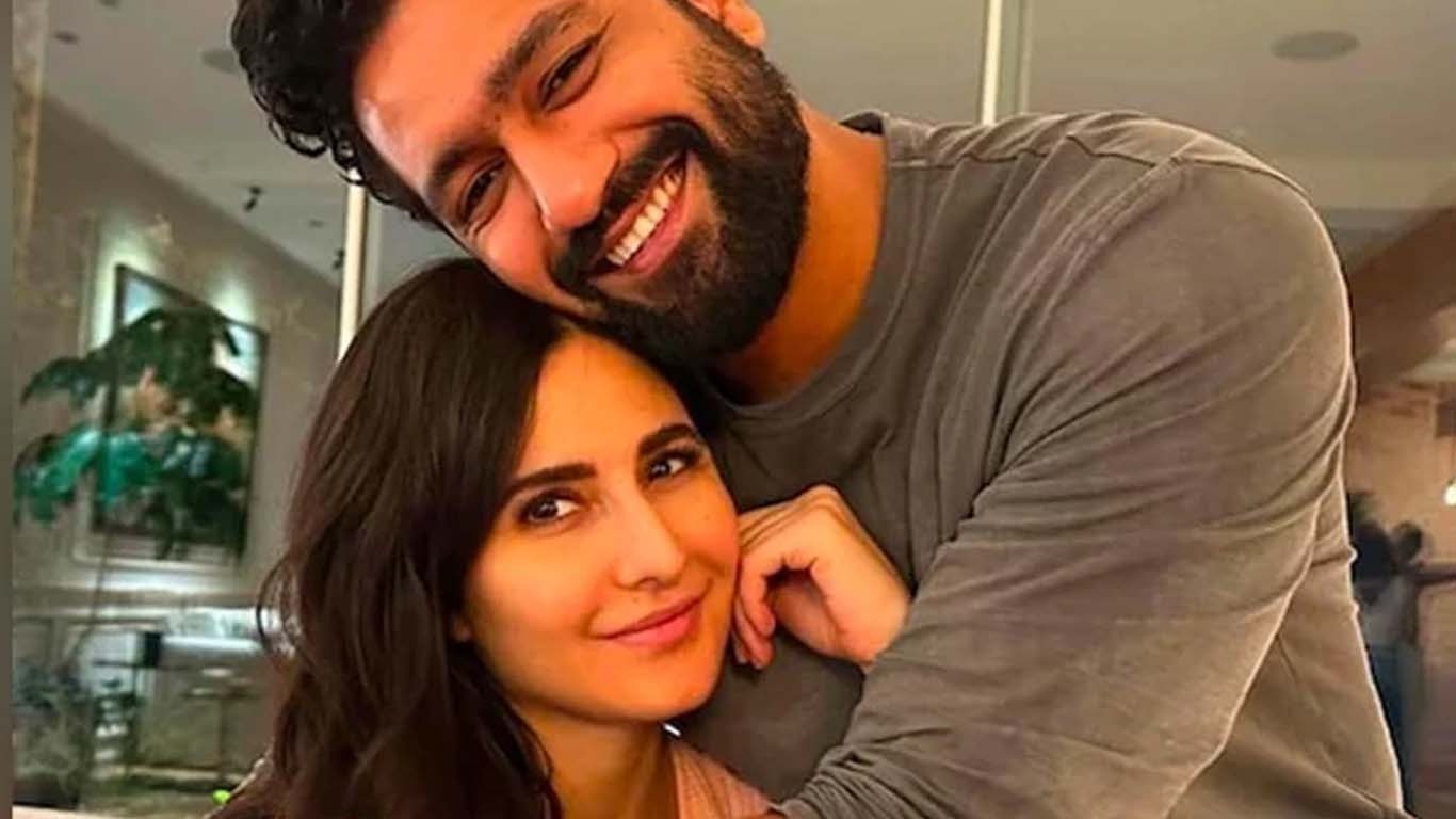 کترینہ اور وکی نے بیٹے کا نام بتادیا، تصویر بھی شیئر کر دی