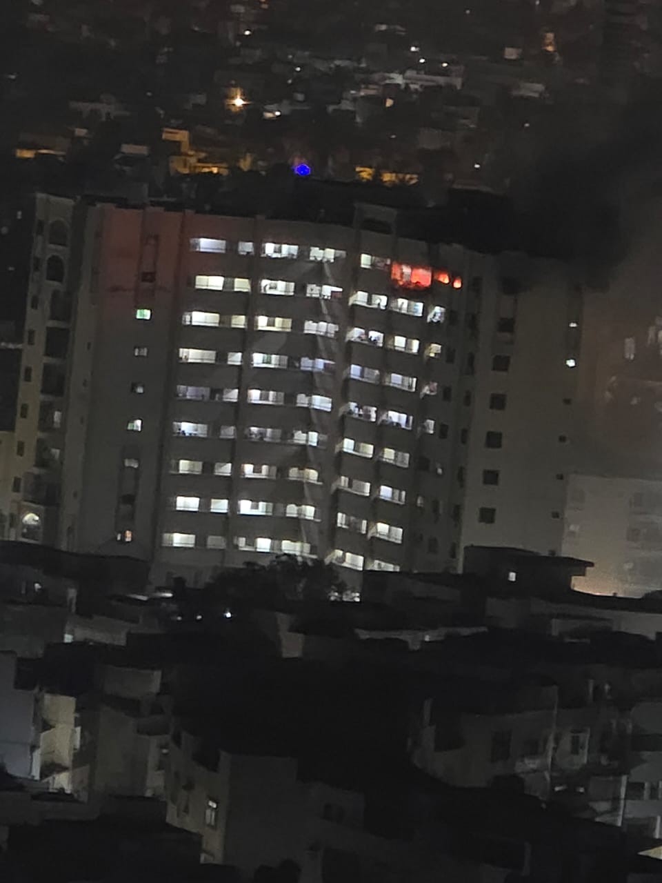 نارتھ ناظم آباد میں گیس دھماکا، پورا شہر گونج اٹھا، ہلاکتیں اور زخمی