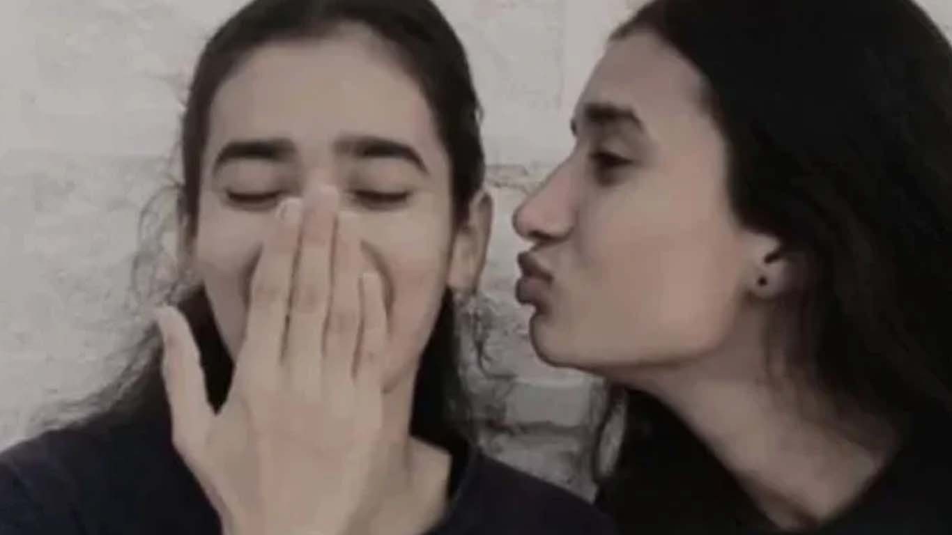 شادی سے 1 دن قبل 2 سگی بہنوں کی خودکشی